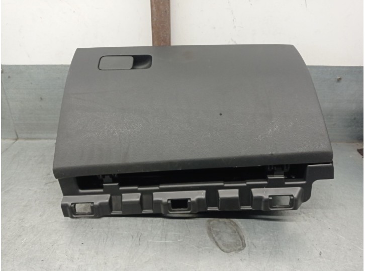 Recambio de guantera para hyundai i30 (pde, pd, pden) 2.0 n referencia OEM IAM 84541G4000 84541G4000 K5HPD54200