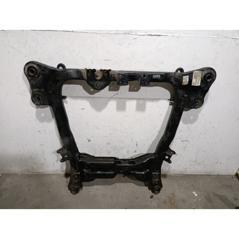 Recambio de puente delantero para kia carnival / grand carnival iii (vq) 2.9 crdi referencia OEM IAM  624054D200 