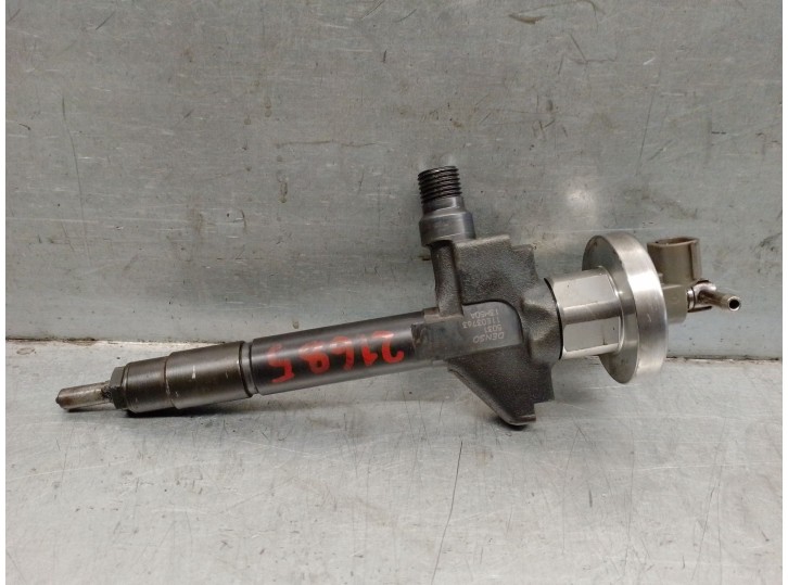 Replacement injector for Mazda 6 Hatchback (GG) 2.0 Di (GG14) OEM IAM reference 13H50A RF5C13H50A DENSO