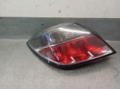 Recambio de piloto trasero izquierdo para opel astra h gtc (a04) 1.9 cdti 16v (l08) referencia OEM IAM 24451832 00874801 HELLA