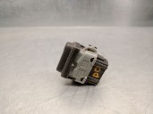 Replacement right seat control for Nissan Primera (P12) 1.9 dCi OEM IAM reference 2808201 