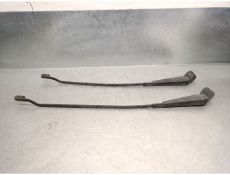 Recambio de brazo limpia delantero derecho para opel corsa b (s93) 1.4 i 16v (f08, f68, m68) referencia OEM IAM 90386266 1272495