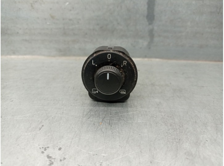 Recambio de mando retrovisor para skoda superb iii (3v3) 2.0 tdi referencia OEM IAM 3V0959565C 3V0959565B 