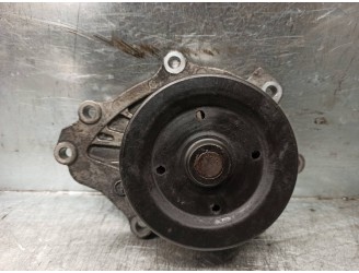 Recambio de bomba agua para toyota verso 2.0 d-4d cat referencia OEM IAM 1610009340 