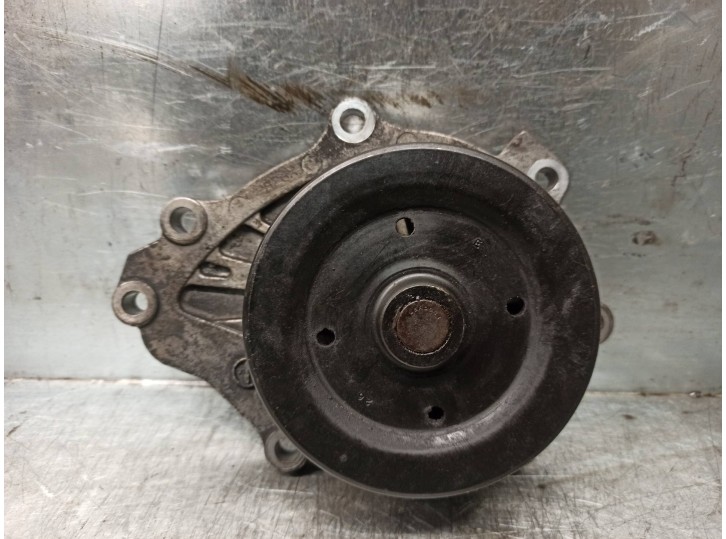 Recambio de bomba agua para toyota verso 2.0 d-4d cat referencia OEM IAM 1610009340 