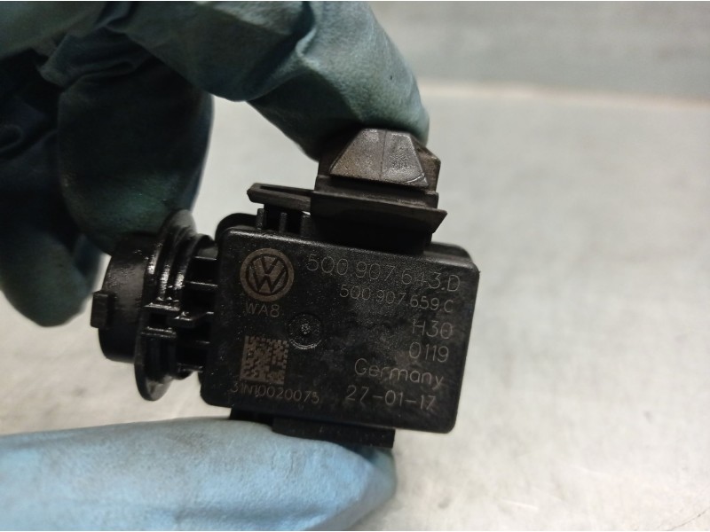 Recambio de sensor para skoda superb iii (3v3) 2.0 tdi referencia OEM IAM 5Q0907643D  