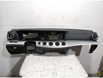 Recambio de salpicadero para mercedes-benz clase e (w213) e 350 d (213.033) referencia OEM IAM A21368098049K00 