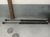 Replacement trunk / tailgate dampers for Skoda Superb III (3V3) 2.0 TDI OEM IAM reference 3V5827550F 