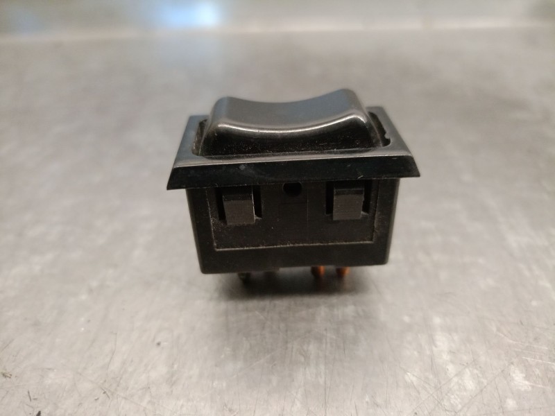 Recambio de mando elevalunas trasero derecho para jaguar xj 6 4.2 referencia OEM IAM 35258A1686  