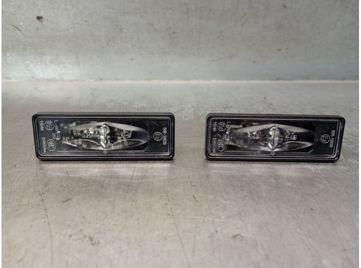 Recambio de piloto matricula para opel mokka 1.2 (76) referencia OEM IAM 9815225980 