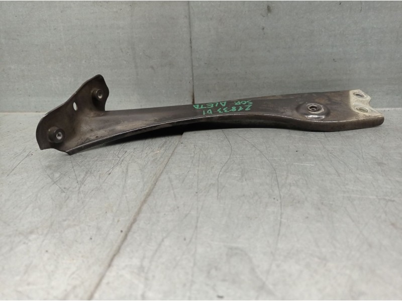 Recambio de refuerzo lateral para skoda superb iii (3v3) 2.0 tdi referencia OEM IAM 3V0821141  
