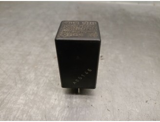 Recambio de rele para jaguar xj 6 4.2 referencia OEM IAM 71373  4DB003425 HELLA