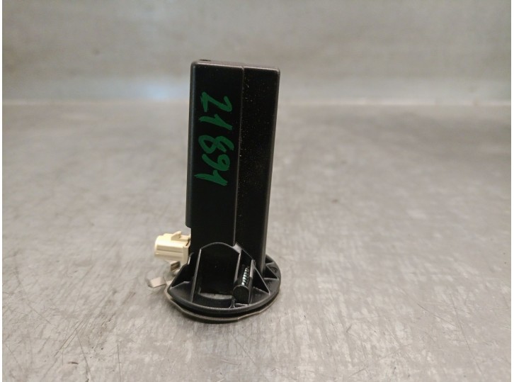 Recambio de antena para mercedes-benz clase e (w213) e 350 d (213.033) referencia OEM IAM A2139052803 