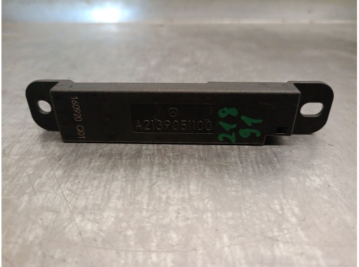 Recambio de antena para mercedes-benz clase e (w213) e 350 d (213.033) referencia OEM IAM A2139051100 