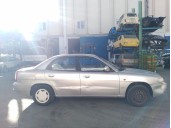 daewoo nubira sedán (j100) del año 1998