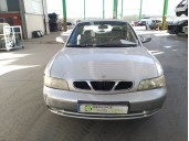 daewoo nubira sedán (j100) del año 1998