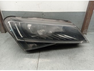 Replacement right headlight for Skoda Superb III (3V3) 2.0 TDI OEM IAM reference 3V1941016A 3V1941018A 1ZS01193922 HELLA