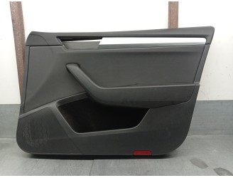 Recambio de guarnecido puerta delantera derecha para skoda superb iii (3v3) 2.0 tdi referencia OEM IAM 3V1867014A 3V0867012 