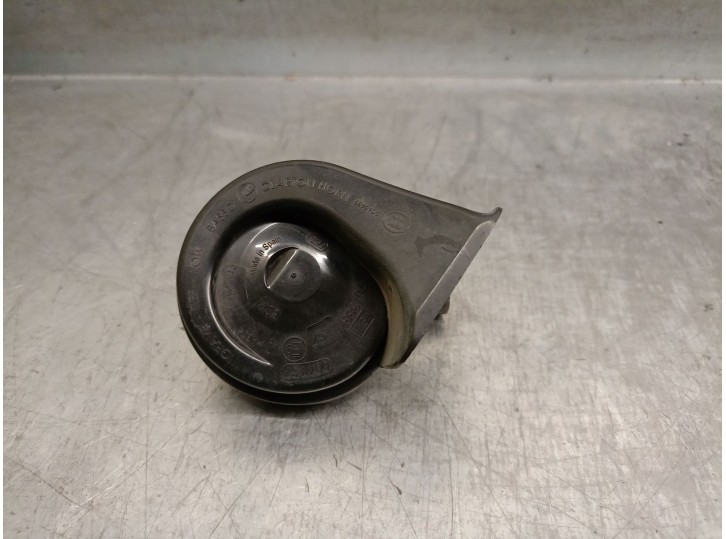 Recambio de claxon para mercedes-benz clase e (w213) e 350 d (213.033) referencia OEM IAM A2135422700 A2135422700 