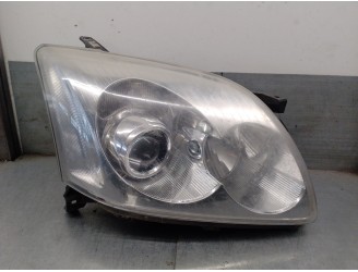 Recambio de faro derecho para toyota avensis berlina (t25) 2.0 d-cat referencia OEM IAM 8113005190  5 PUERTAS