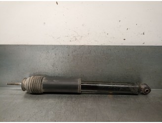 Recambio de amortiguador trasero izquierdo para ssangyong rodius i 2.7 xdi referencia OEM IAM 4531021000 4530121000 