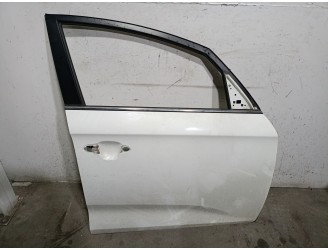 Replacement right front door for Kia Carens IV 1.7 CRDi OEM IAM reference 76004A4000 