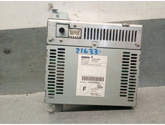 Replacement audio system / radio CD for Nissan Primera (P12) 1.9 dCi OEM IAM reference 28185BA021 