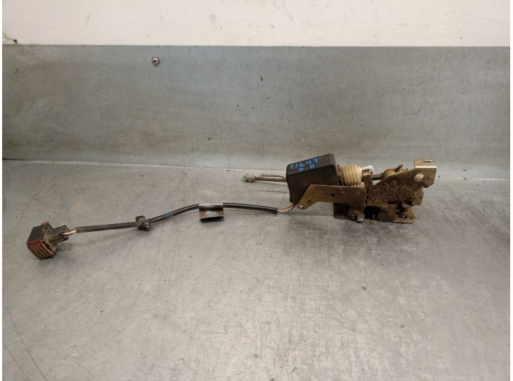 Recambio de cerradura puerta delantera derecha para renault premium distribution referencia OEM IAM 7420864258 7420864258 