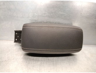 Recambio de apoyabrazos central para kia picanto iii (ja) 1.2 referencia OEM IAM 84660G6000 84660G6000WK 