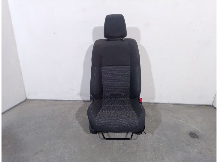 Recambio de asiento delantero derecho para toyota auris (_e18_) 1.8 hybrid (zwe186_) referencia OEM IAM 