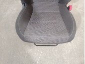Recambio de asiento delantero derecho para toyota auris (_e18_) 1.8 hybrid (zwe186_) referencia OEM IAM 
