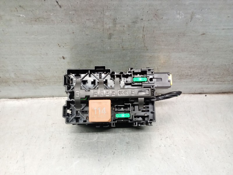Recambio de caja reles / fusibles para opel mokka 1.2 (76) referencia OEM IAM 9675730380  