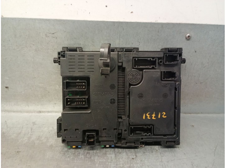 Recambio de caja reles / fusibles para peugeot 206 hatchback (2a/c) 1.9 d referencia OEM IAM 9626460880 S105872300G