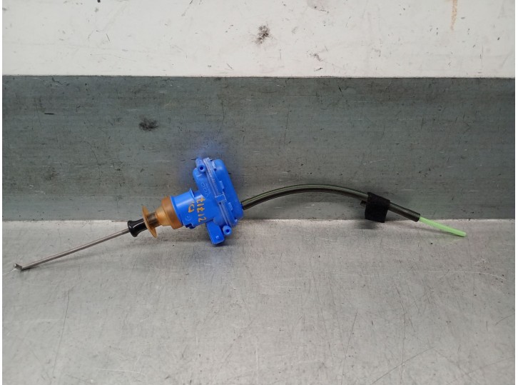 Recambio de motor cierre centralizado delantero izquierdo para audi 100 c3 sedán (443, 444) 2.2 referencia OEM IAM 893862153D 89