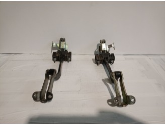 Recambio de soporte / guia puerta corredera para citroën jumper caja cerrada (06.2006 =>) 2.2 hdi cat referencia OEM IAM 8731R1 