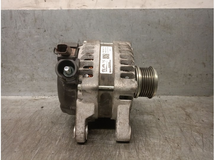Replacement alternator for Opel Mokka 1.2 (76) OEM IAM reference 9835688980 MS1042117143 DENSO