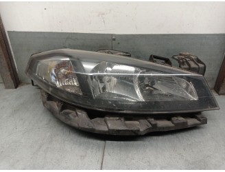 Recambio de faro derecho para renault laguna ii (bg0/1_) 1.9 dci (bg1a, bg1w, bg0g) referencia OEM IAM 8200481197 7701061670 899