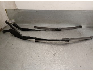 Recambio de brazo limpia delantero derecho para mercedes-benz clase e (w213) e 350 d (213.033) referencia OEM IAM A2138200344 A2