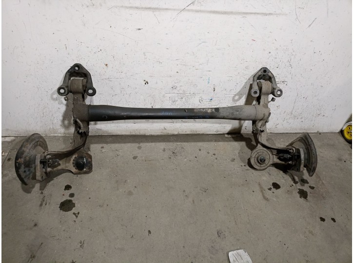 Recambio de puente trasero para opel astra h twintop (a04) 1.9 cdti (l67) referencia OEM IAM  5402234 