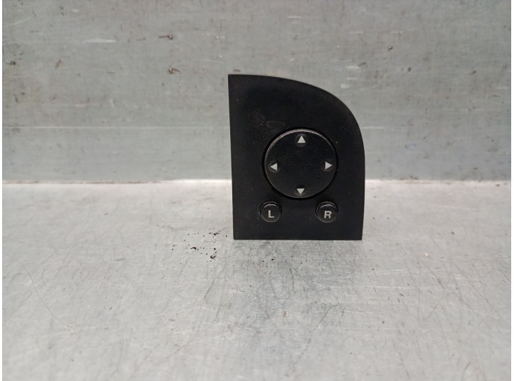 Recambio de mando retrovisor para audi 100 c3 sedán (443, 444) 2.2 referencia OEM IAM 893959565 4A0959565D 