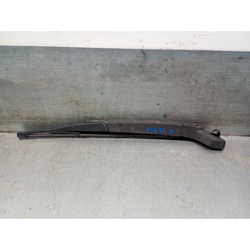 Recambio de brazo limpia trasero para volvo v70 ii (285) d5 referencia OEM IAM 9483166  