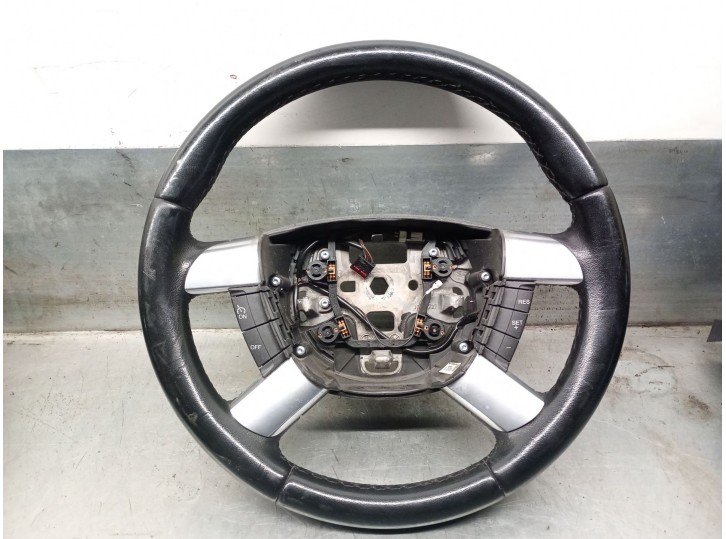 Recambio de volante para ford focus ii (da_, hcp, dp) 1.6 tdci referencia OEM IAM 1500628 