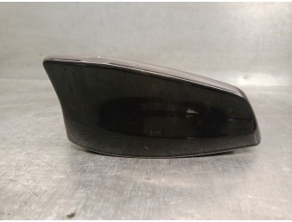 Recambio de antena para land rover discovery v (l462) 2.0 sd4 4x4 referencia OEM IAM GJ3219C089DB LR097274 