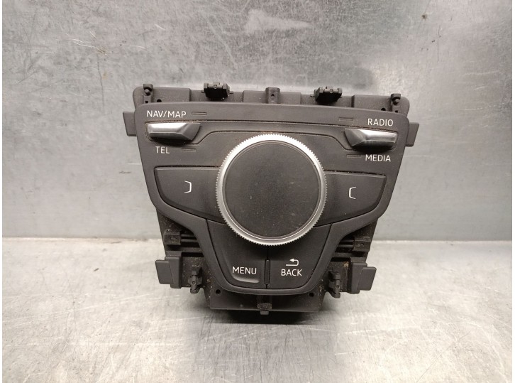 Replacement multifunction switch for Audi A4 B8 Avant (8K5) 2.0 TDI OEM IAM reference 8W0919614J 8W0919614J 
