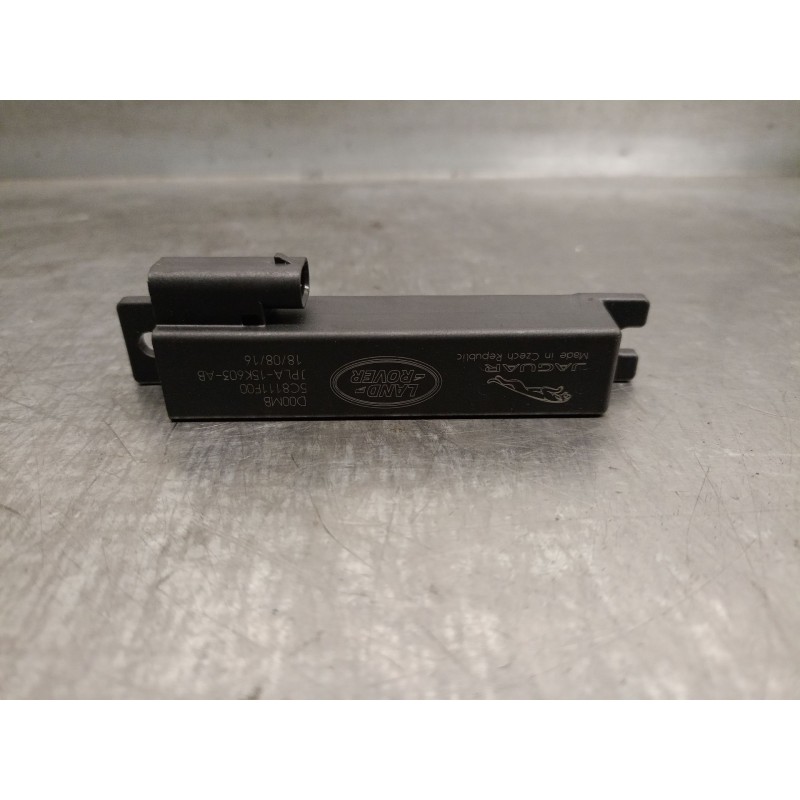 Recambio de antena para land rover discovery v (l462) 2.0 sd4 4x4 referencia OEM IAM JPLA15K603AB  5C8111F00