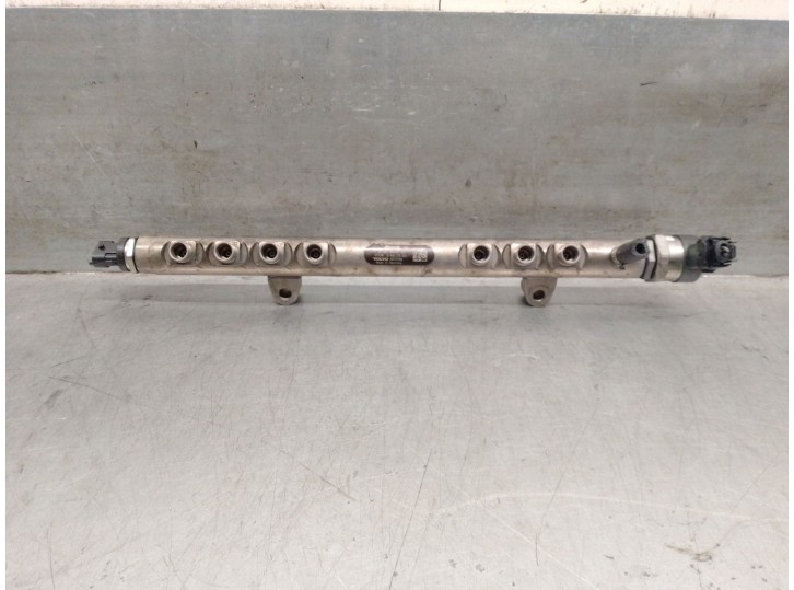 Recambio de rampa inyectora para volvo s60 ii (134) d3 referencia OEM IAM 30777759 0445215025 BOSCH