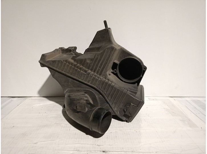 Recambio de carcasa filtro de aire para renault clio iii (br0/1, cr0/1) 1.5 dci (br17, cr17) referencia OEM IAM 8200366696 