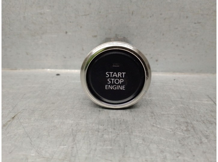 Replacement start/stop button for Mazda CX-30 (DM) Skyactiv-G M Hybrid OEM IAM reference 1103030 1103030 