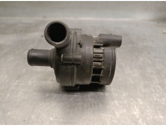 Recambio de bomba agua para mercedes-benz clase e (w213) e 350 d (213.033) referencia OEM IAM A2118350364  0392023000 BOSCH