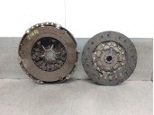 Replacement clutch kit for Volvo V50 (545) 2.0 D OEM IAM reference 31367652 31367652 LUK